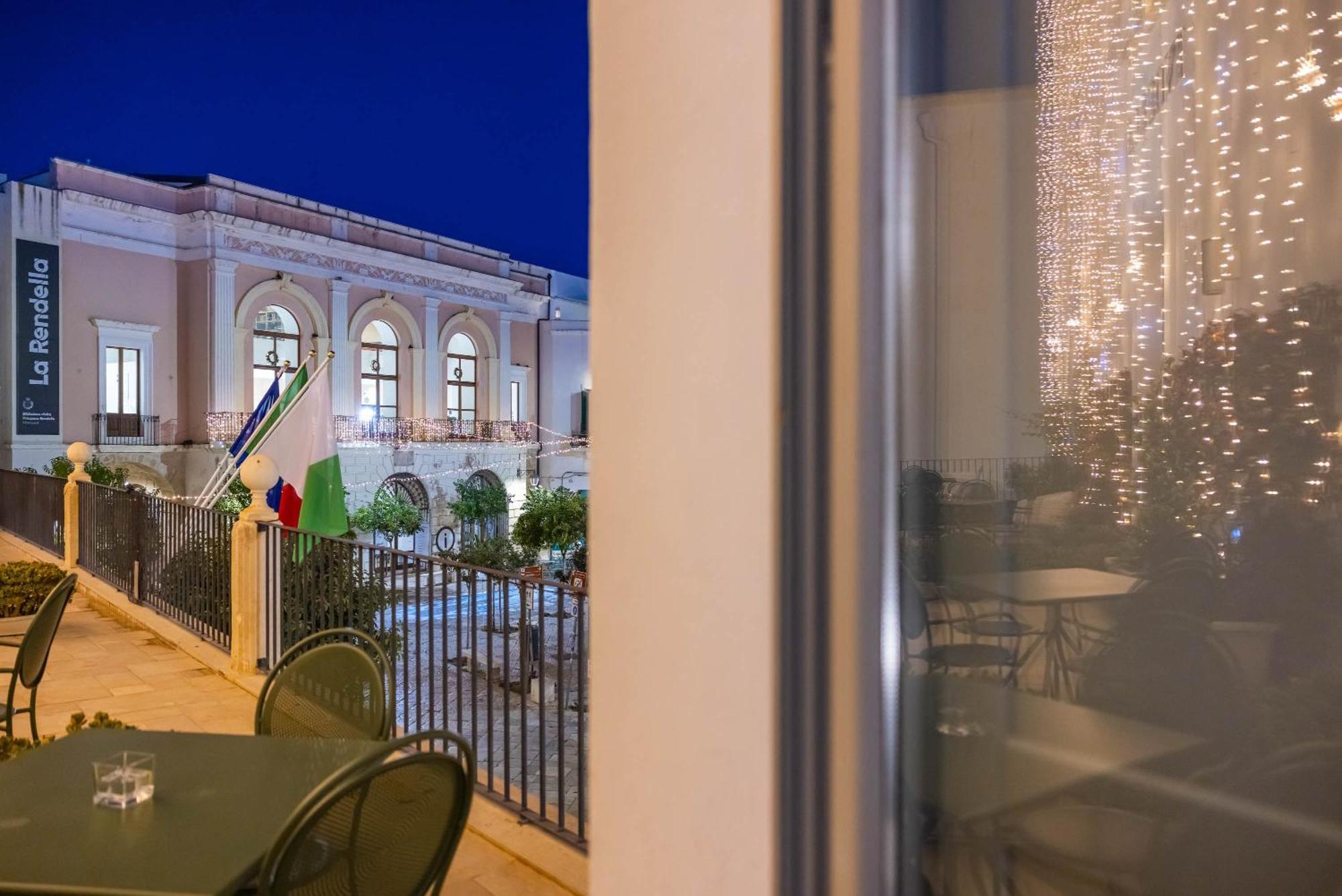 Hotel Palazzo Indelli Monopoli Zewnętrze zdjęcie